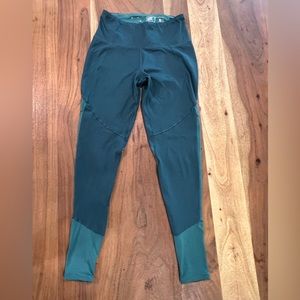 Mountain Hardwear Leggings